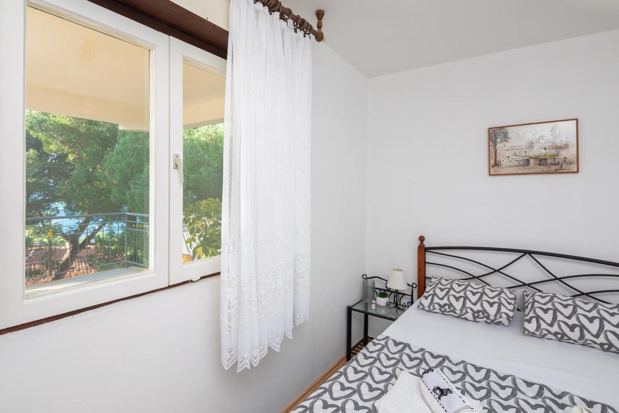 Urban Edge - Beach Apartments Omiš Екстериор снимка