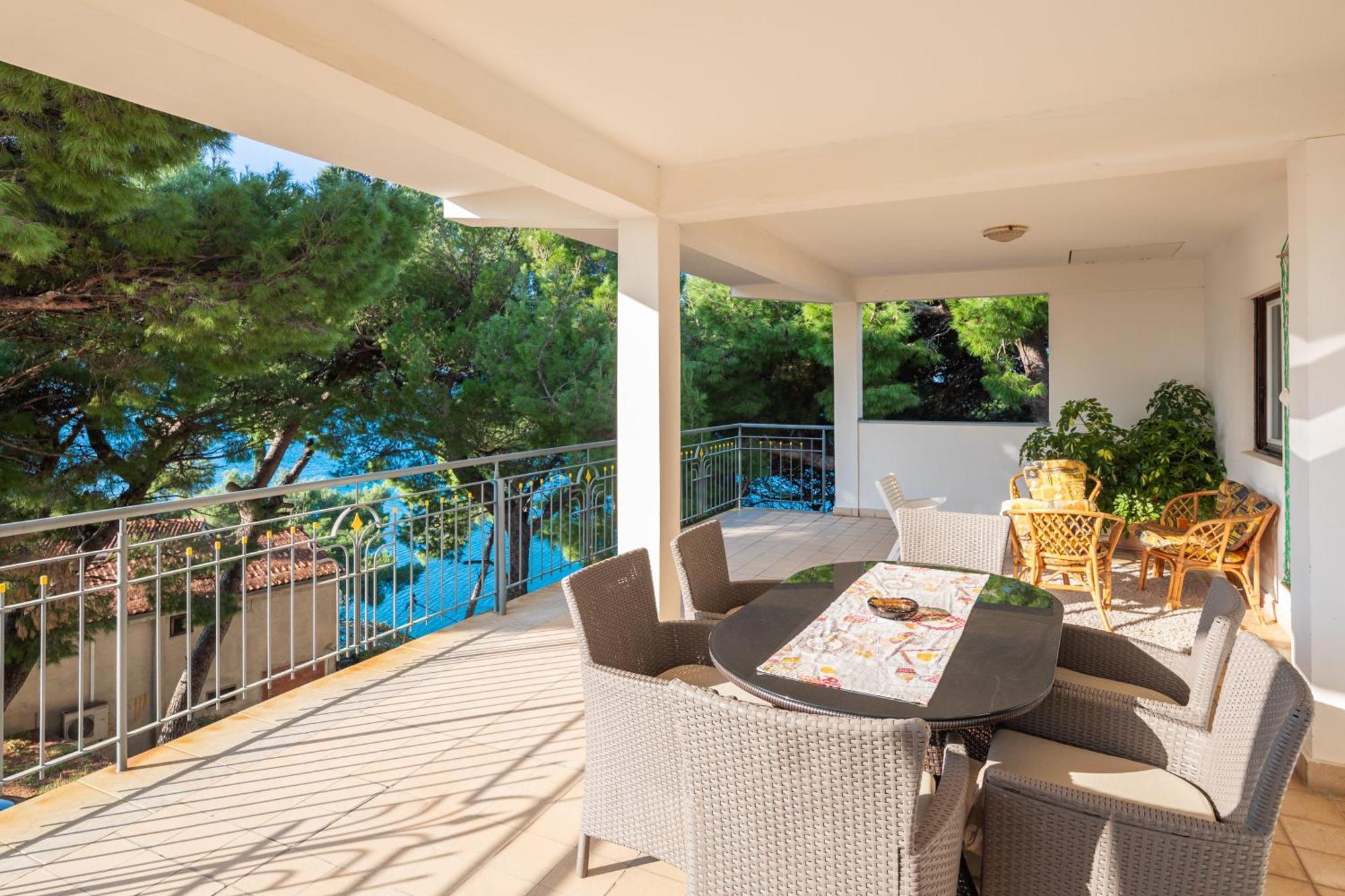 Urban Edge - Beach Apartments Omiš Екстериор снимка