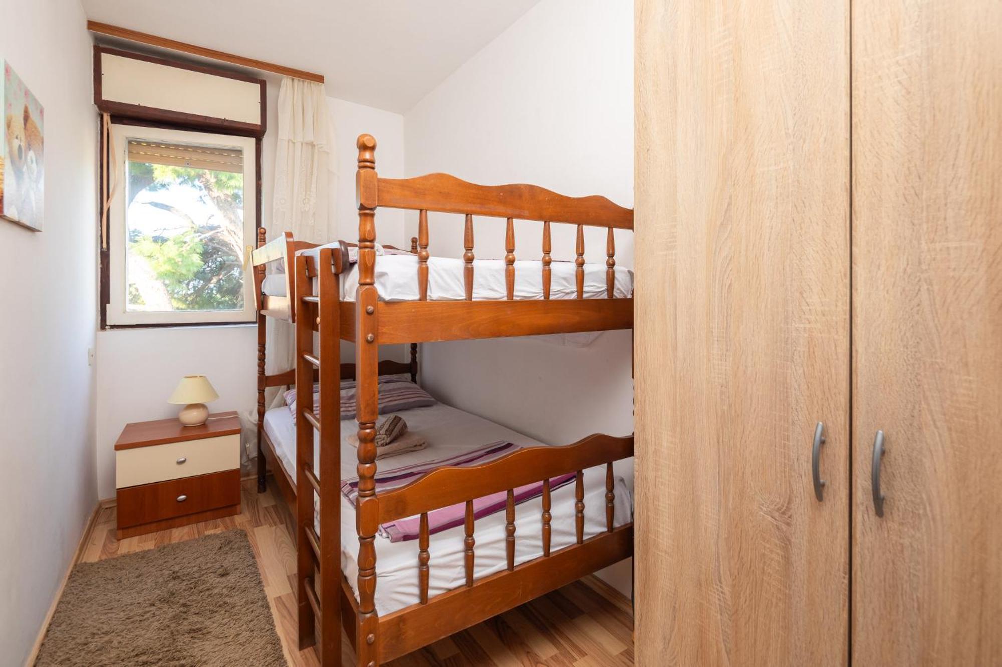 Urban Edge - Beach Apartments Omiš Екстериор снимка