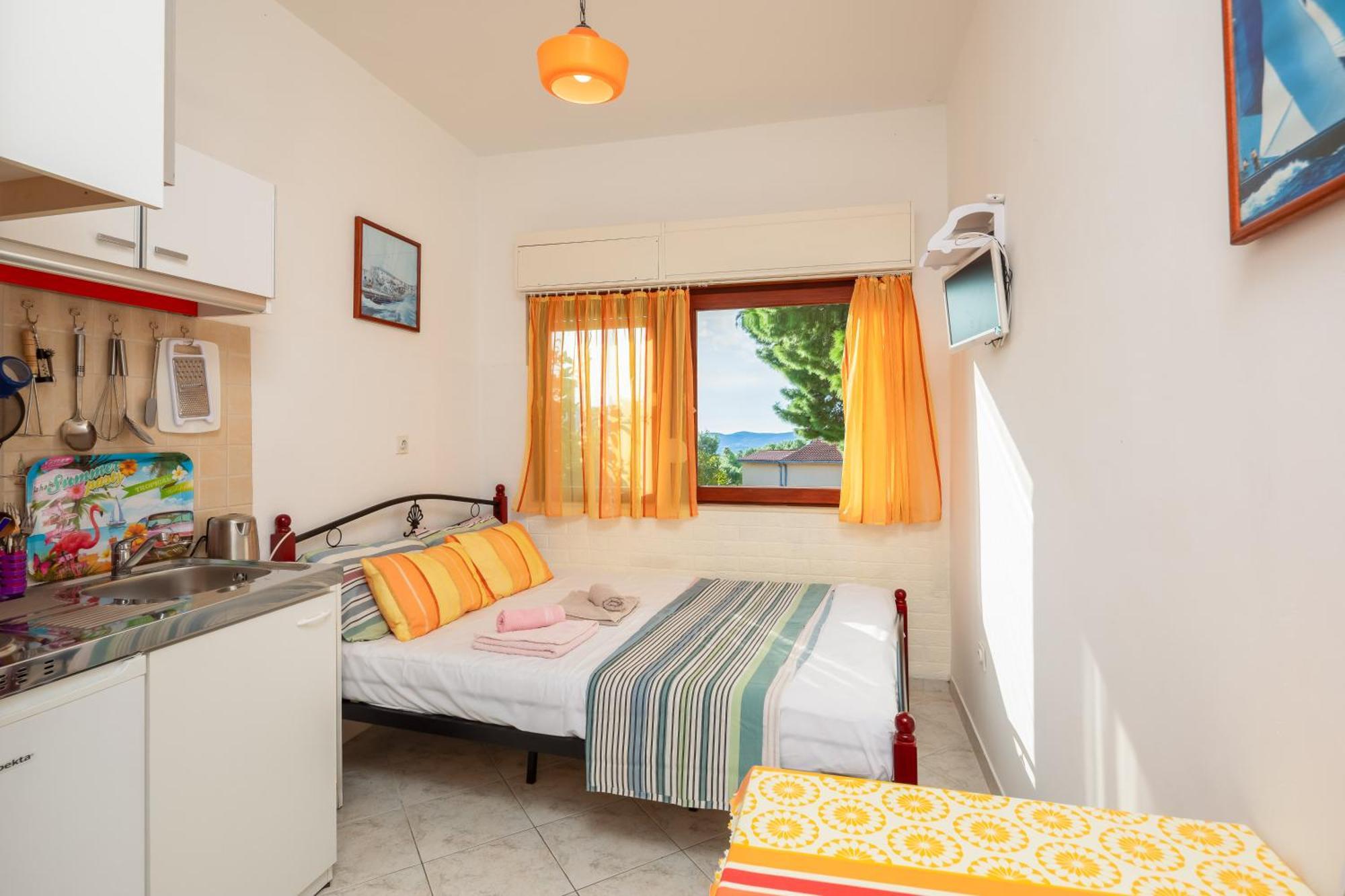 Urban Edge - Beach Apartments Omiš Екстериор снимка