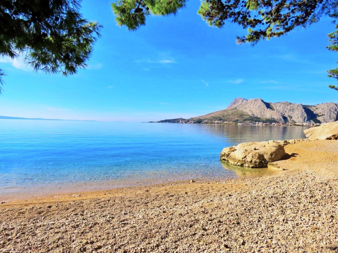 Urban Edge - Beach Apartments Omiš Екстериор снимка