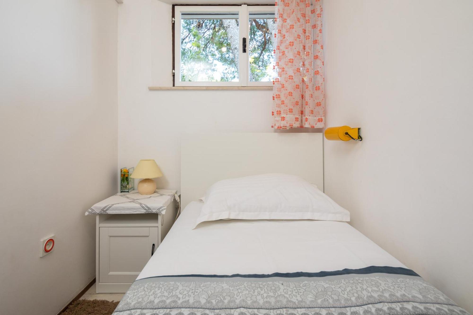 Urban Edge - Beach Apartments Omiš Екстериор снимка