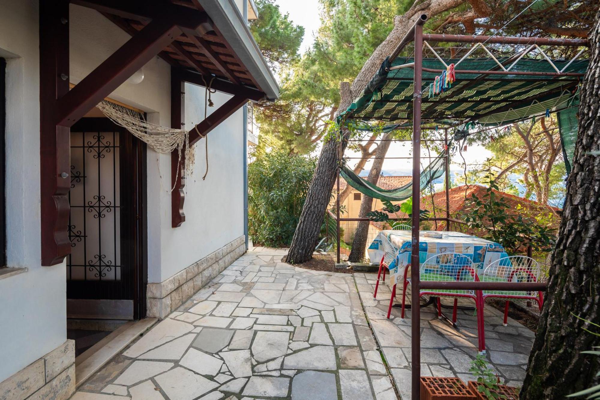Urban Edge - Beach Apartments Omiš Екстериор снимка