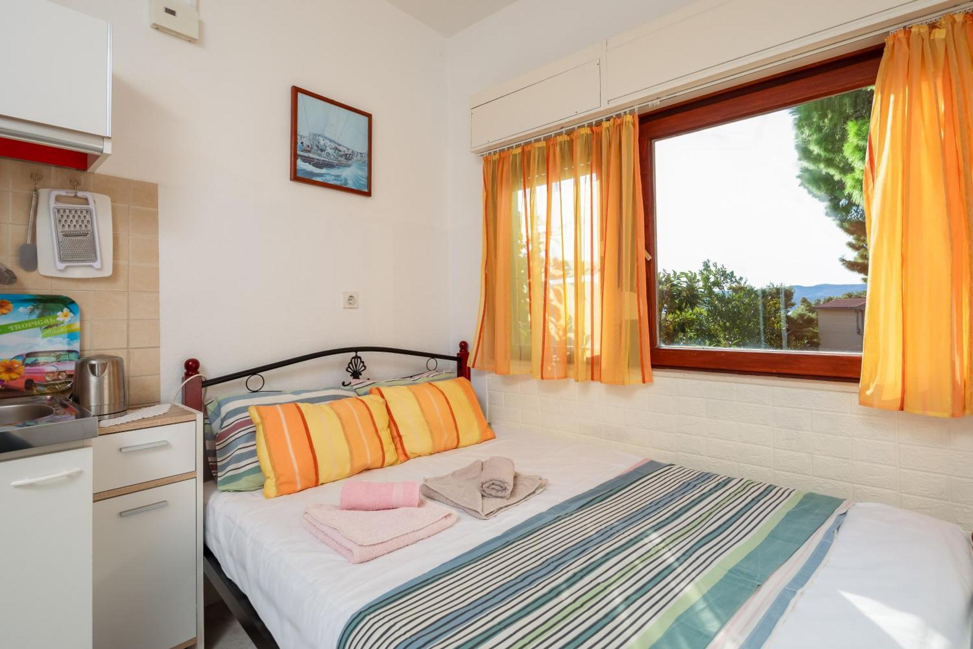 Urban Edge - Beach Apartments Omiš Екстериор снимка