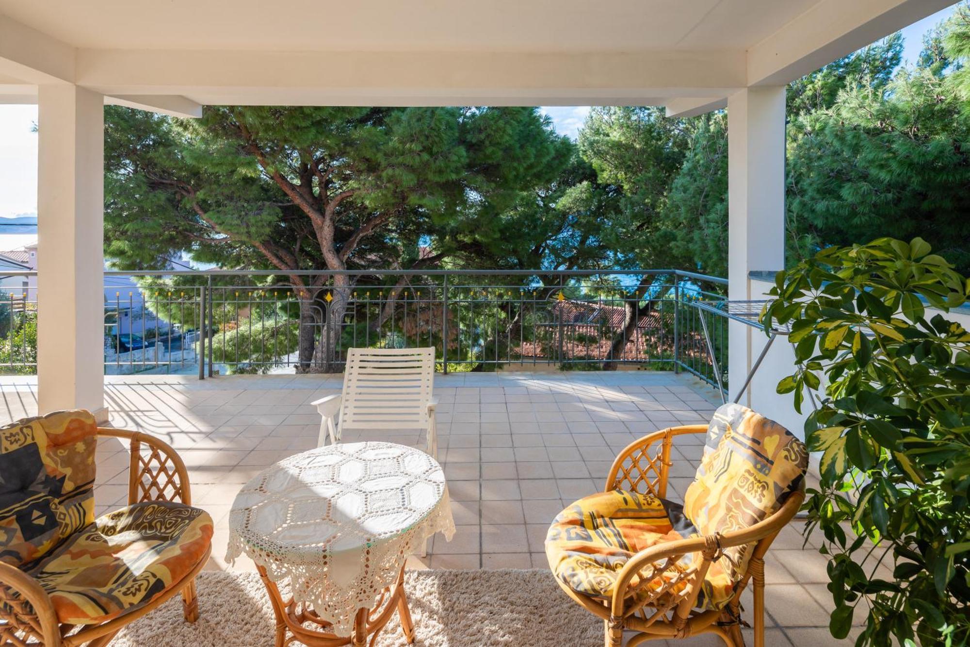 Urban Edge - Beach Apartments Omiš Екстериор снимка